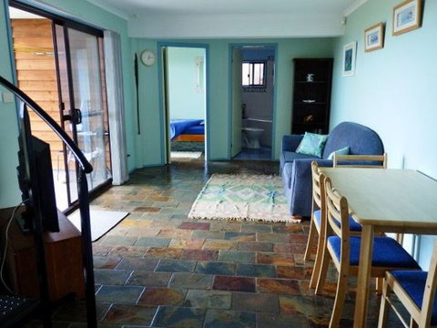 A Room For Rest - Accommodation Mooloolaba 5